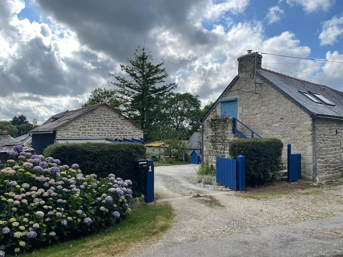 Longere Brittany Center Villa Saint-Tugdual 0*,  Franciaország